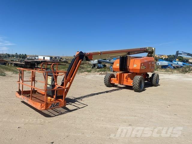 JLG 800AJ Bomliftar