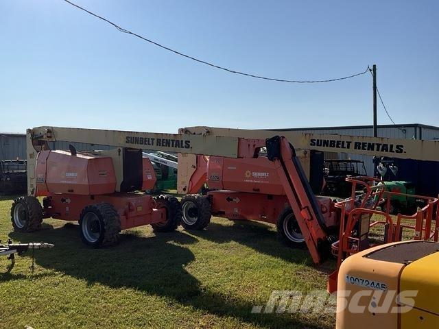 JLG 800AJ Bomliftar