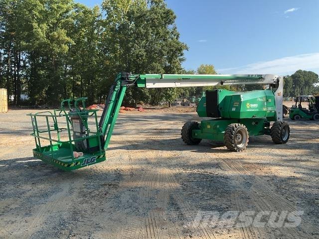 JLG 800AJ Bomliftar
