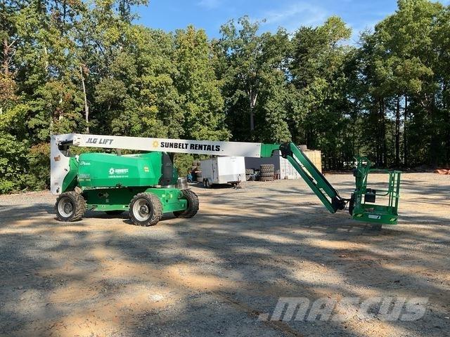 JLG 800AJ Bomliftar