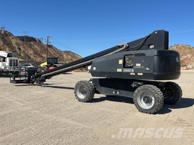 JLG 800S Teleskop bomliftar