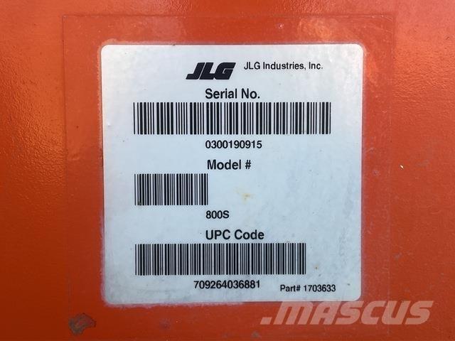 JLG 800S Teleskop bomliftar