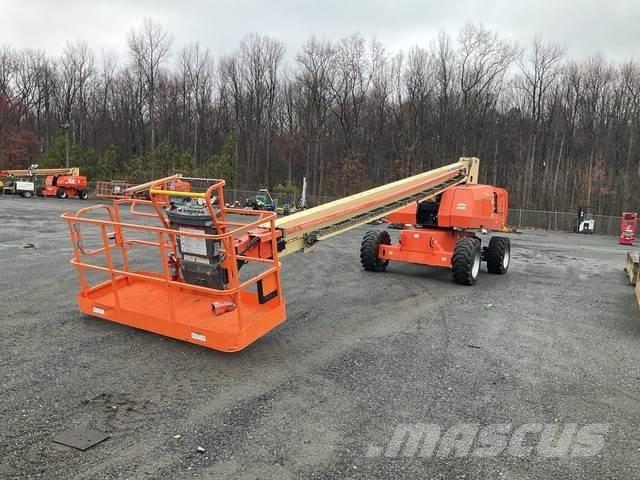 JLG 800S Teleskop bomliftar