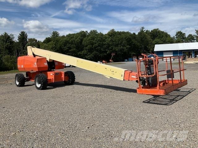 JLG 800S Teleskop bomliftar