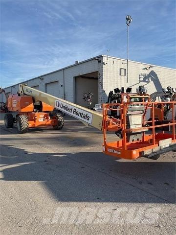 JLG 800S Teleskop bomliftar