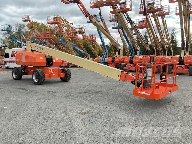 JLG 800S Teleskop bomliftar