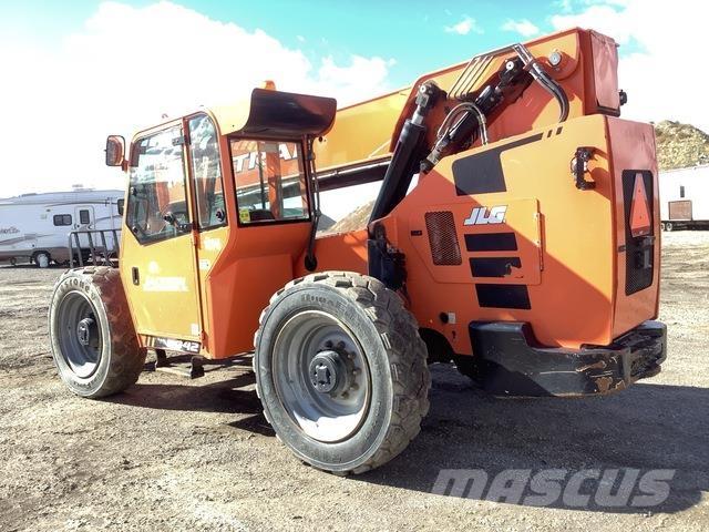 JLG 8042 Teleskoplastare
