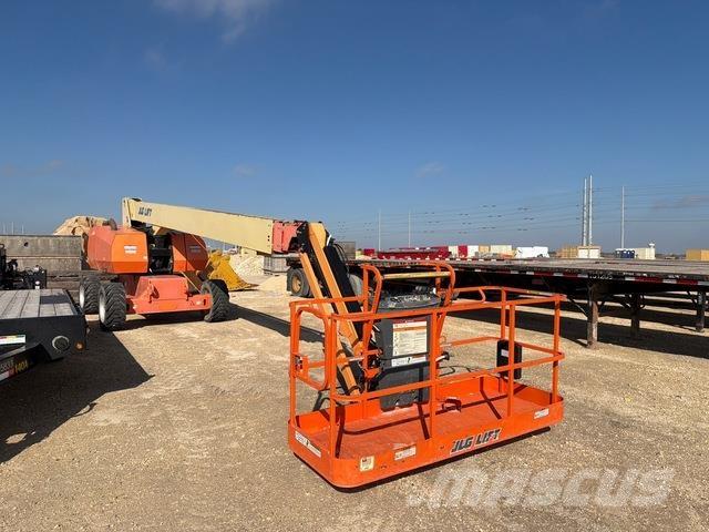 JLG 860SJ Teleskop bomliftar