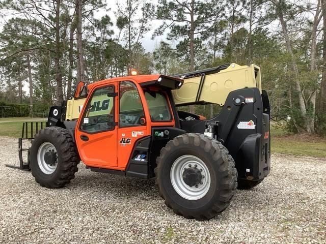 JLG 943 Teleskoplastare