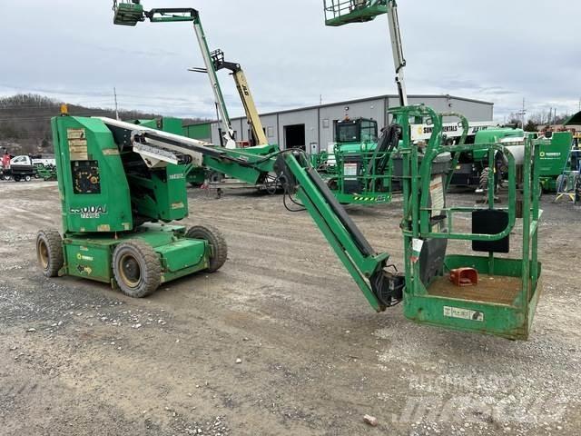 JLG E300AJ Bomliftar