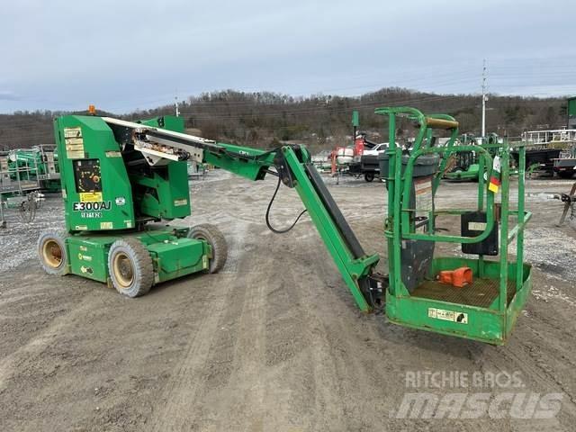 JLG E300AJ Bomliftar