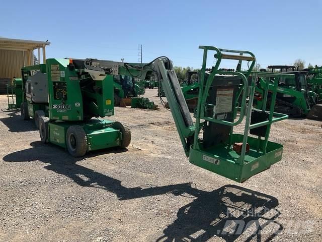 JLG E300AJ Bomliftar