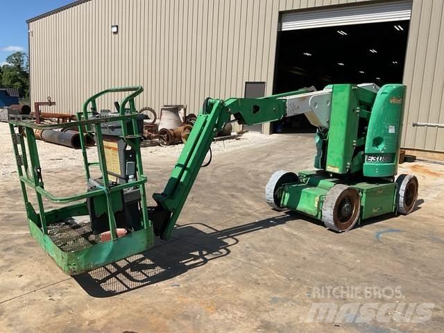 JLG E300AJ Bomliftar