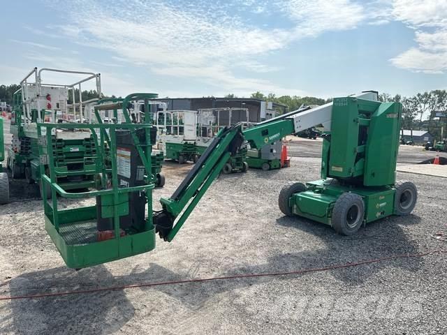JLG E300AJ Bomliftar
