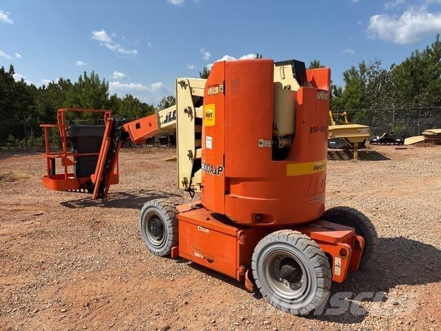JLG E300AJP Bomliftar