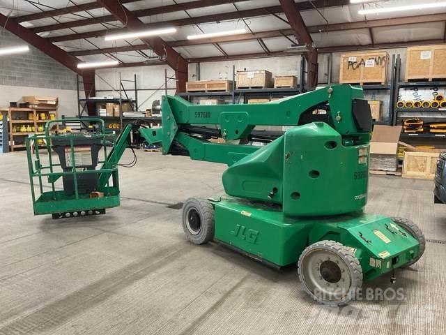 JLG E400AJPN Bomliftar