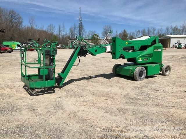 JLG E400AJPN Bomliftar
