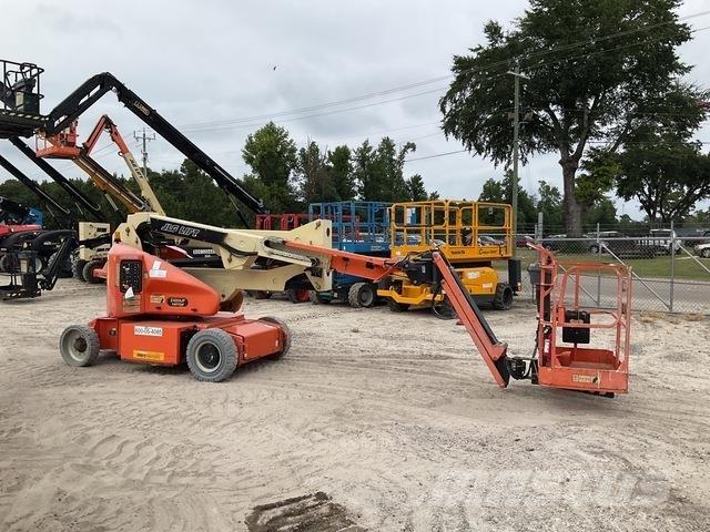 JLG E400AJPN Bomliftar