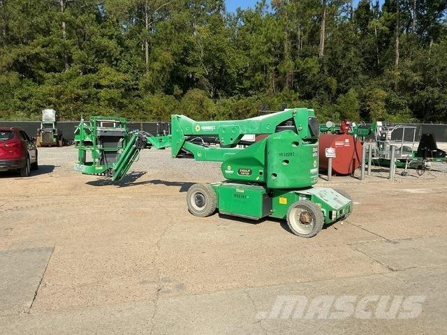 JLG E400AJPN Bomliftar