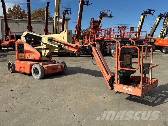 JLG E400AJPN Bomliftar