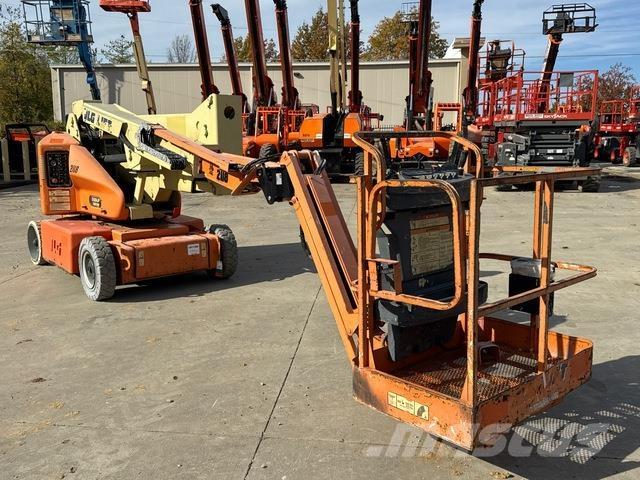 JLG E400AJPN Bomliftar