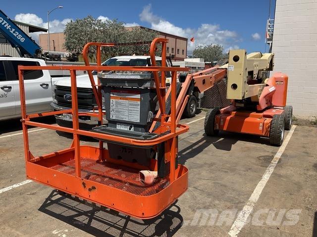 JLG E450AJ Bomliftar