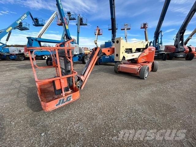 JLG E450AJ Bomliftar