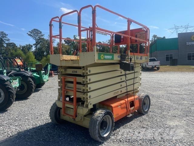 JLG M4069 Saxliftar