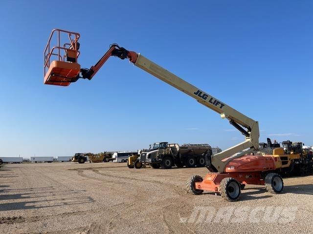 JLG M600JP Teleskop bomliftar