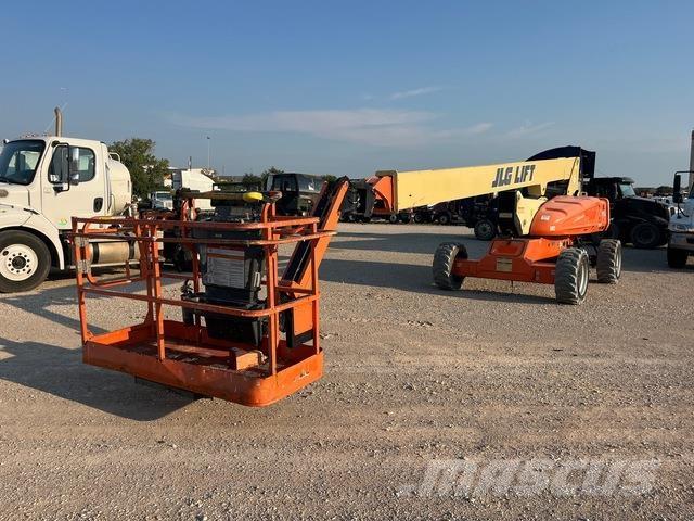 JLG M600JP Bomliftar