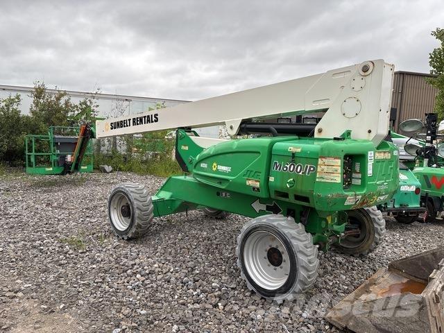 JLG M600JP Teleskop bomliftar
