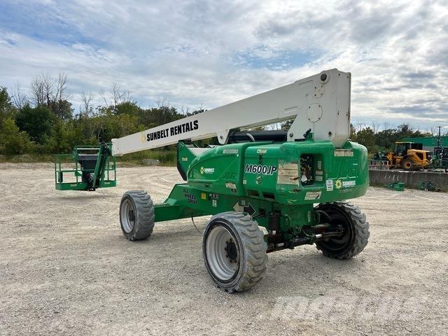JLG M600JP Teleskop bomliftar