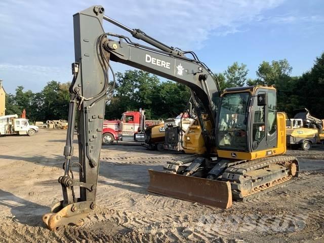 John Deere 135 Bandgrävare