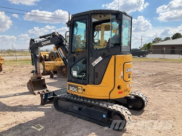 John Deere 30G Bandgrävare