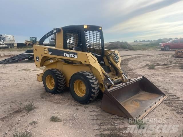 John Deere 325 Kompaktlastare