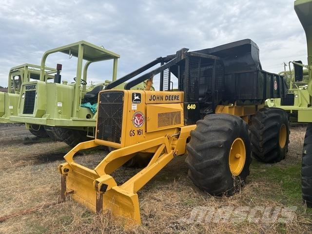 John Deere 640 Lunnare