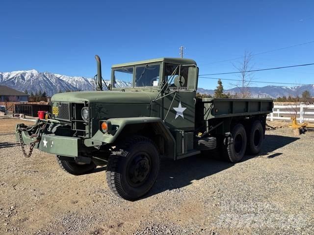 Kaiser M35A2 Skåpbilar