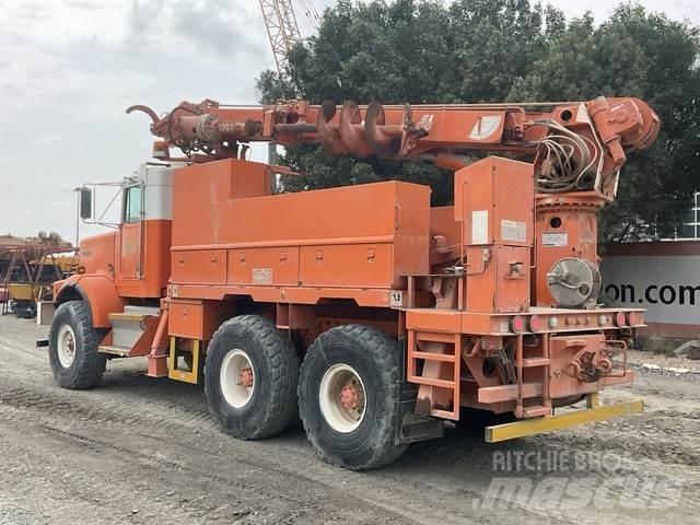 Kenworth C500 Lastbilar med borraggregat