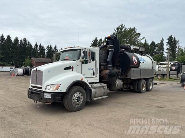 Kenworth T450 Bandgrävare