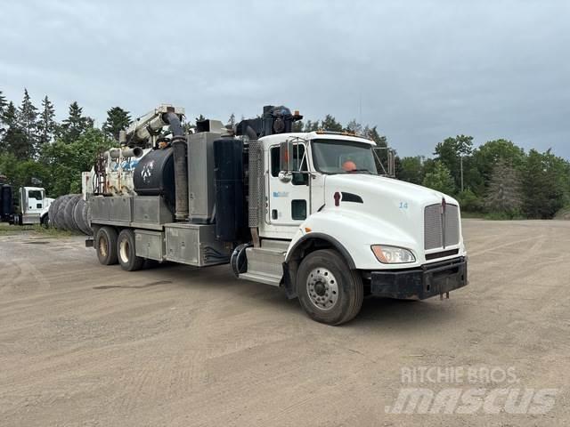 Kenworth T450 Bandgrävare