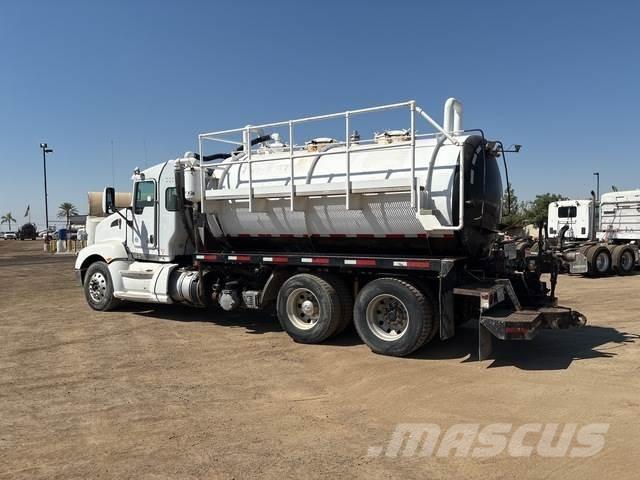 Kenworth T660 Slamsugningsbil