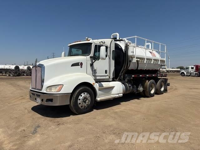 Kenworth T660 Slamsugningsbil