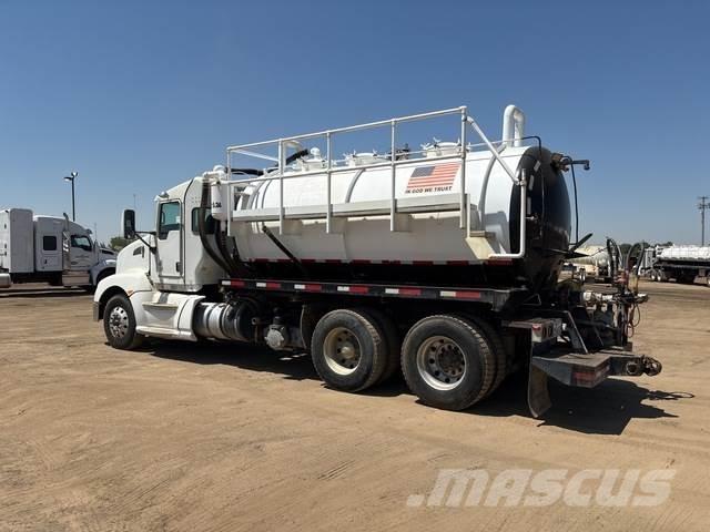 Kenworth T660 Slamsugningsbil