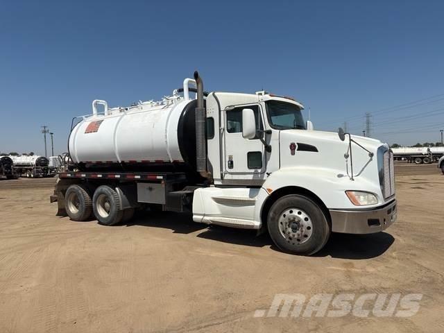 Kenworth T660 Slamsugningsbil