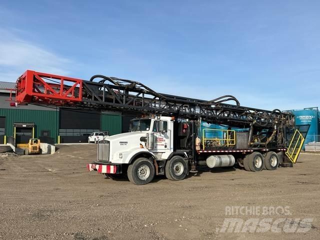 Kenworth T800 Lastbilar med borraggregat
