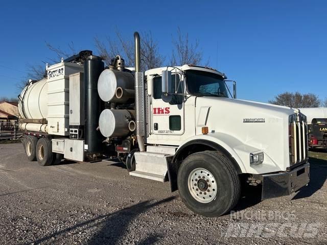 Kenworth T800 Bandgrävare