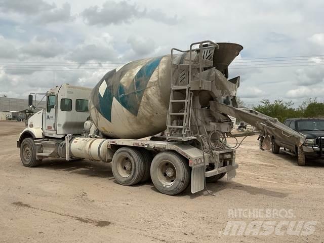 Kenworth T800 Övriga bilar