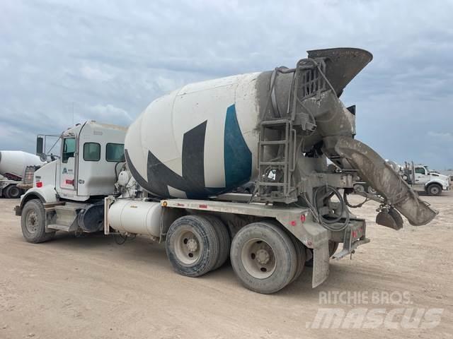 Kenworth T800 Övriga bilar