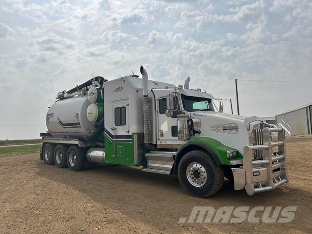 Kenworth T800 Bandgrävare