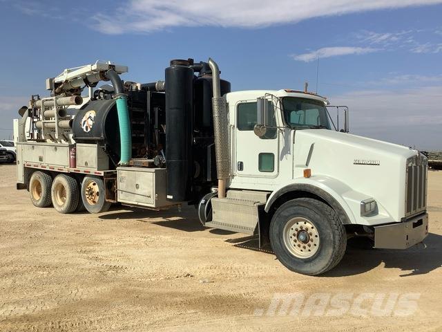 Kenworth T800 Bandgrävare